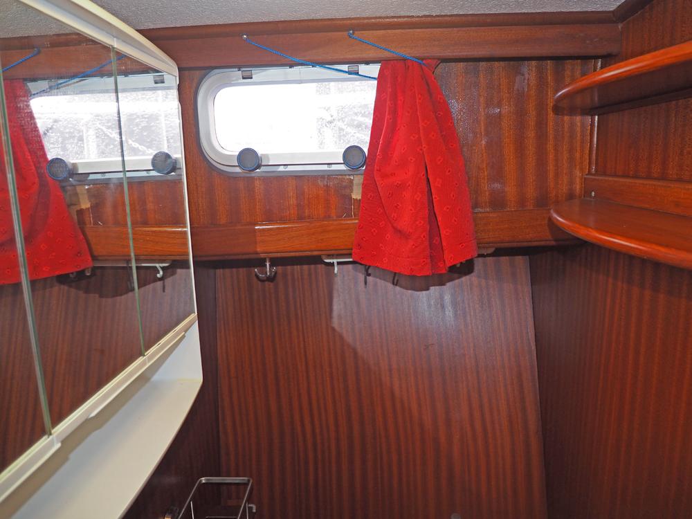 Fore ship, Accommodation